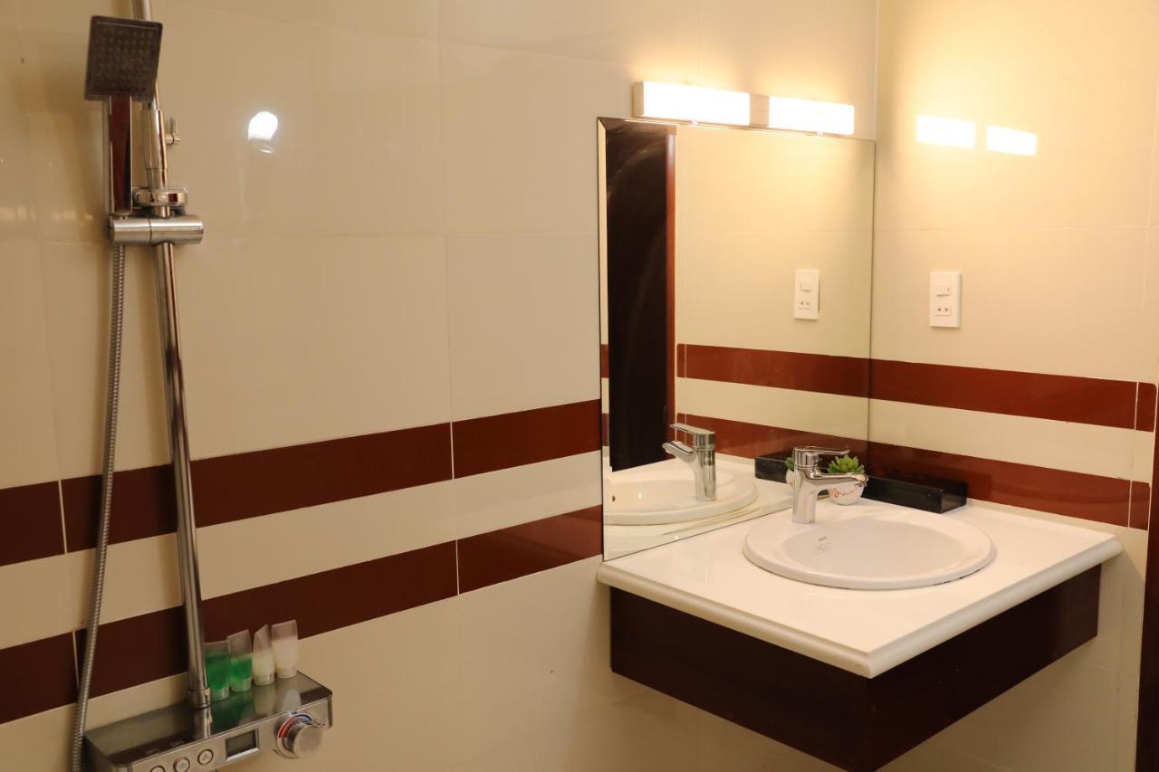 Thanh Vinh Hotel & Apartment Ho Chi Minh City Exterior photo